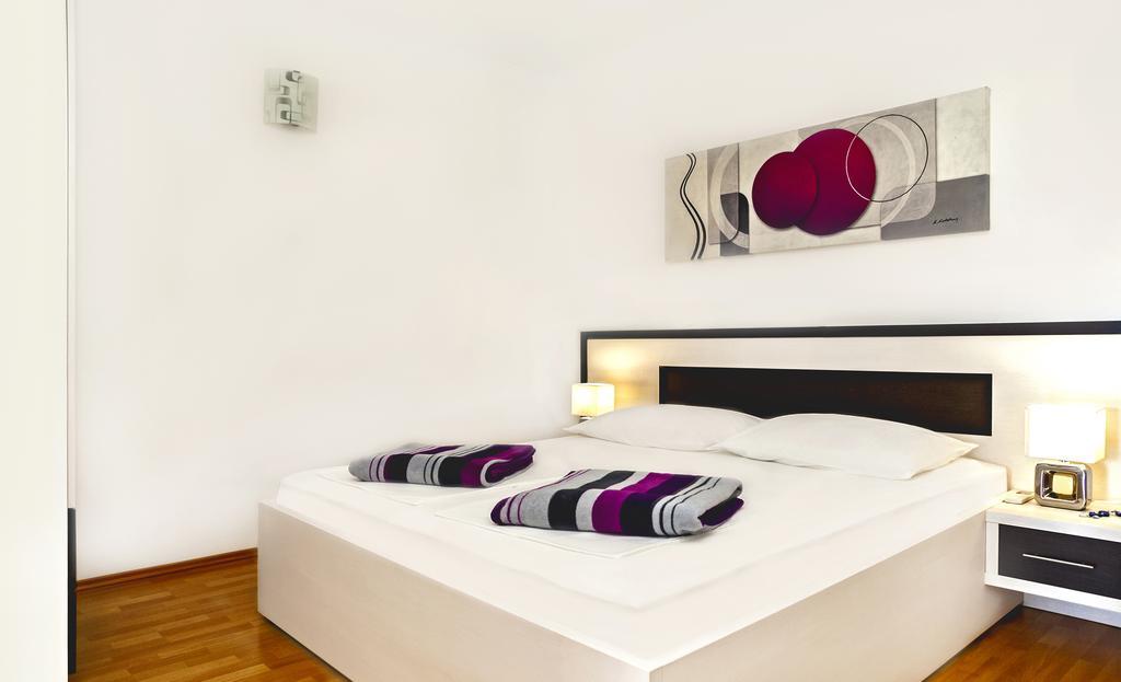 אומיס Apartment Lejo מראה חיצוני תמונה